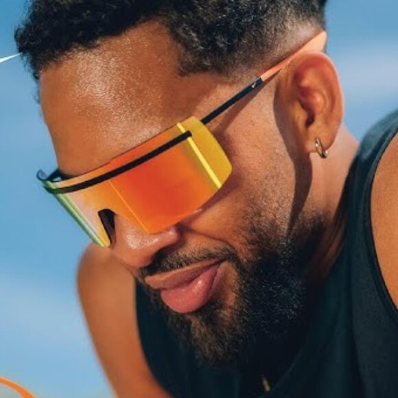 Nike NIKE ECHO SHIELD M F 113 Sunglasses Milk Shield Frame, Gold Lenses main image 6